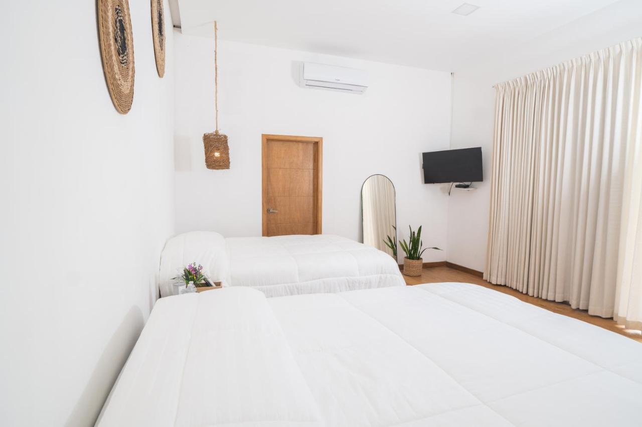 Equinoccio Hotel Santa Ana Extérieur photo