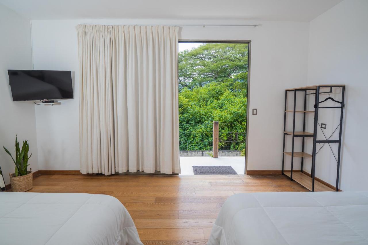Equinoccio Hotel Santa Ana Extérieur photo
