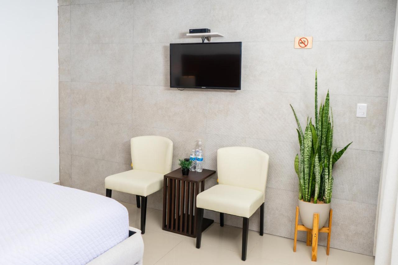 Equinoccio Hotel Santa Ana Extérieur photo