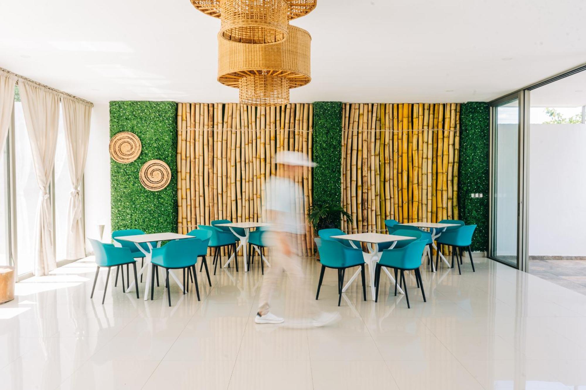 Equinoccio Hotel Santa Ana Extérieur photo